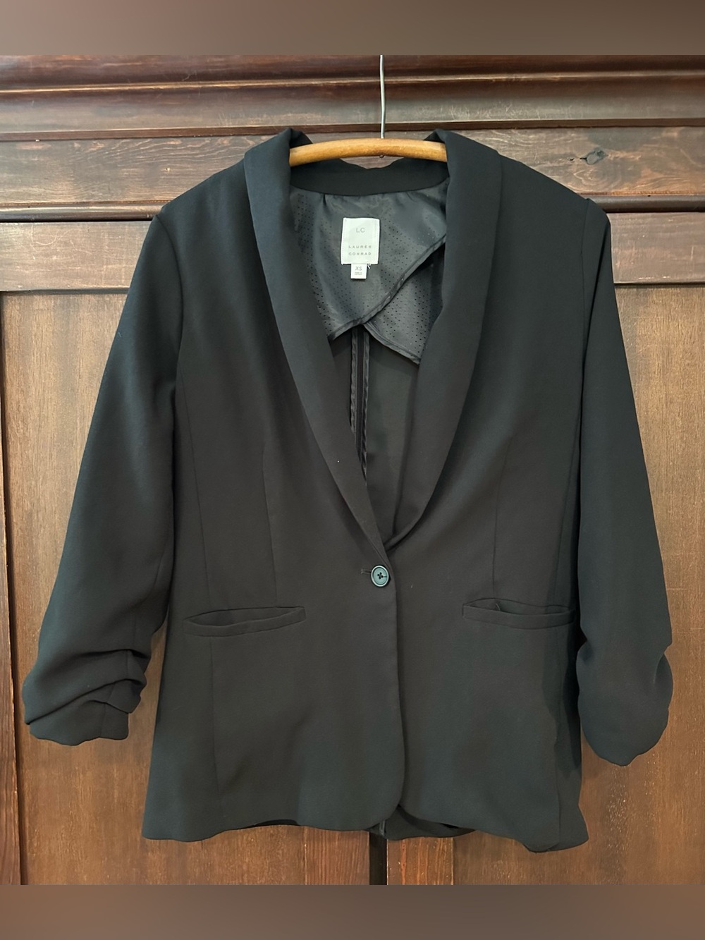 LC Lauren Conrad • women’s black scrunch sleeve blazer • jacket